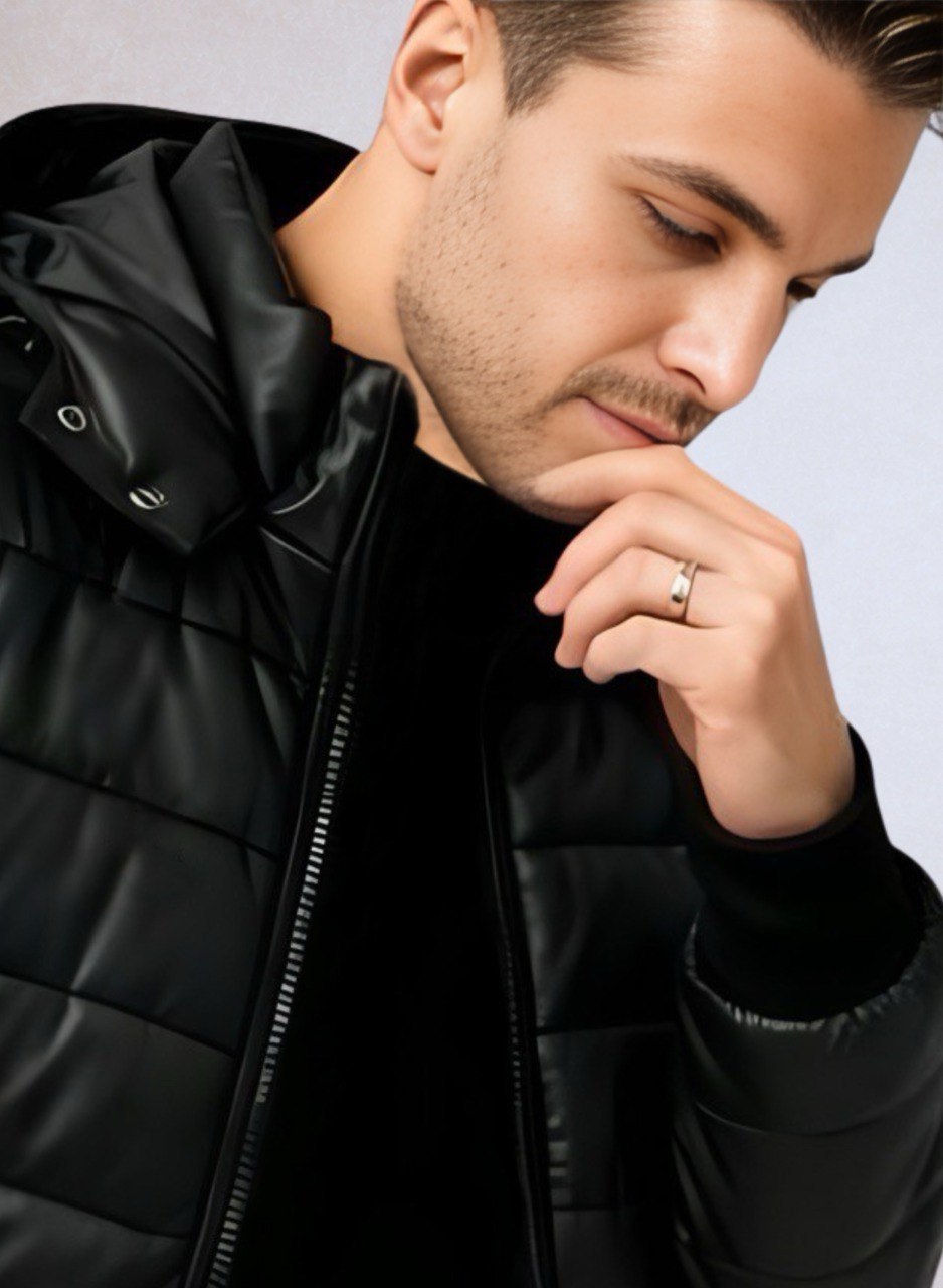 Chaqueta acolchada semibrillante negra para hombre INOLVIDABLE
