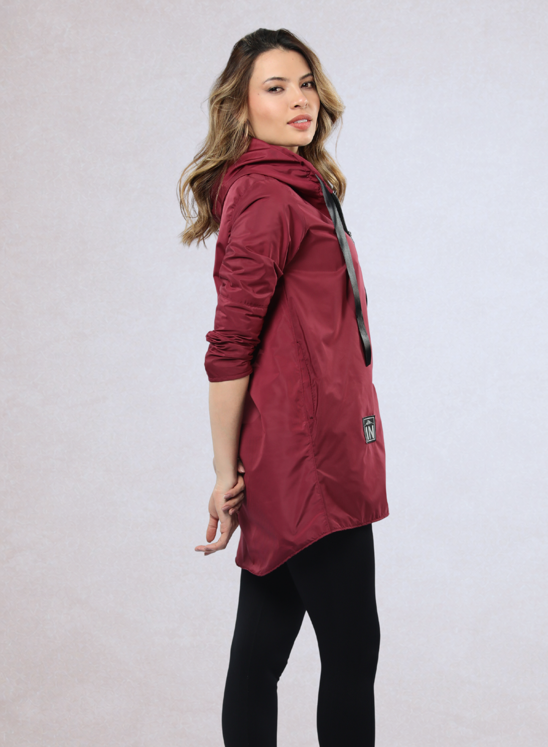 Capa ultraligera semi impermeable para mujer INOLVIDABLE