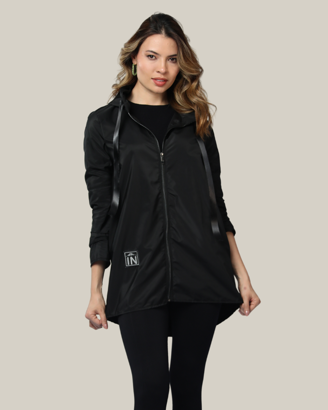 Capa ultraligera semi impermeable para mujer INOLVIDABLE